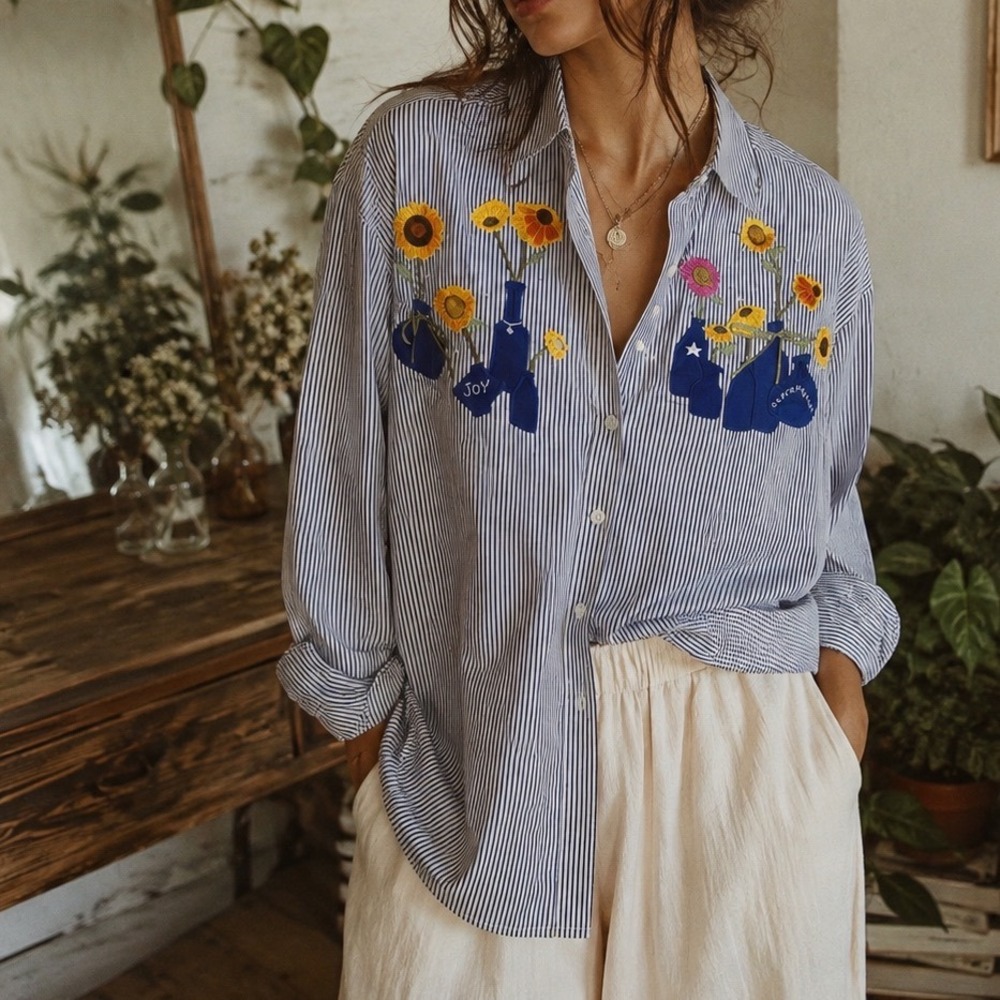 Quacker Factory Sunflower Embroidered Striped Button Down Shirt Blue White S pp
